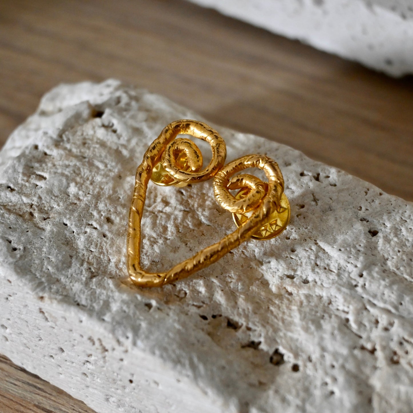 Pin Peruvian Heart