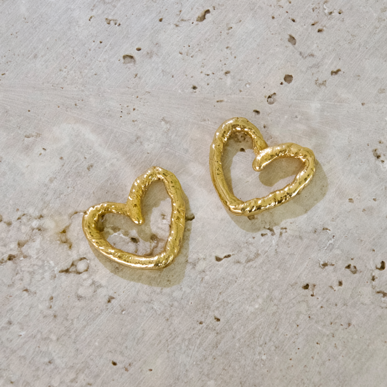 Dije corazón mediano