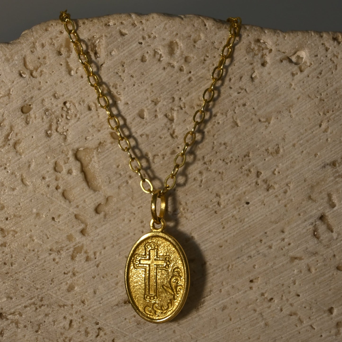 Cadena Virgen de Montserrat