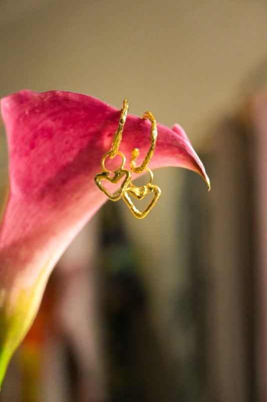 Aretes Infiniti Hoop Hearts